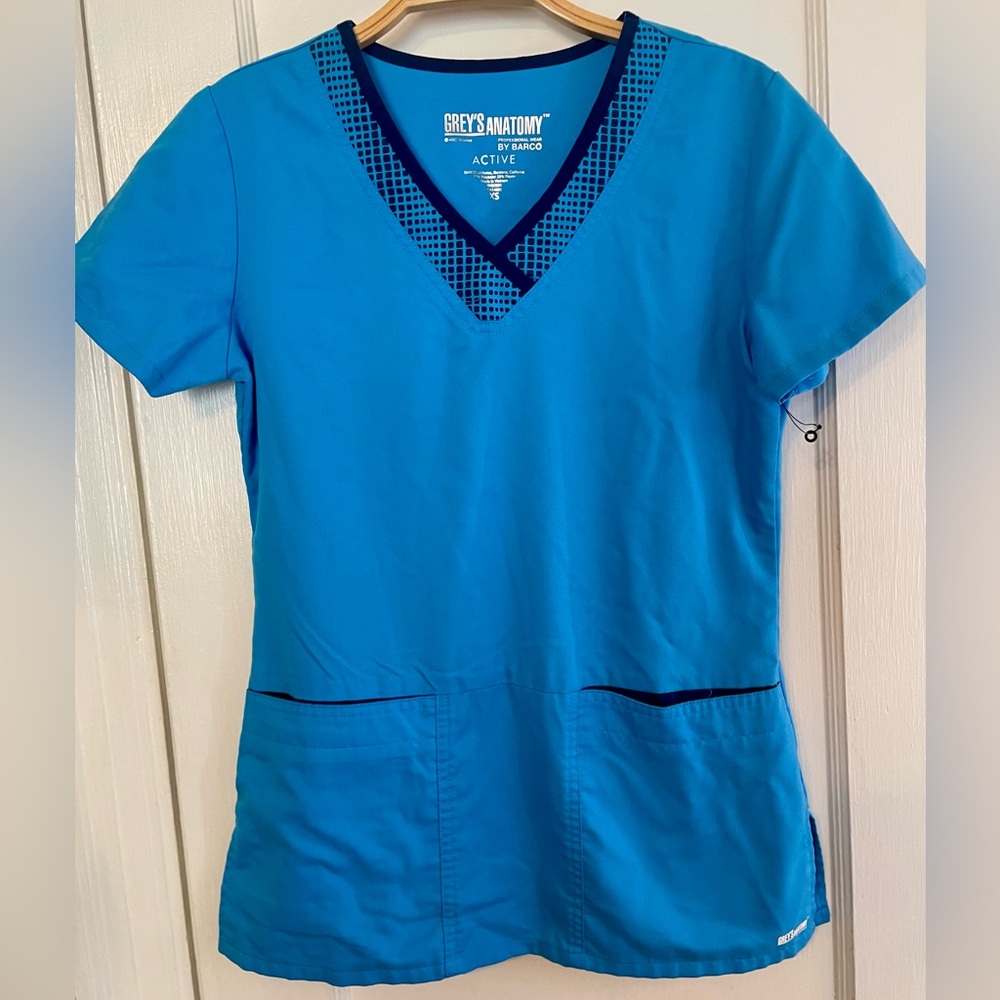 Grey's Anatomy Active by Barco V-Neck short sleeve Scrub Top womens XS